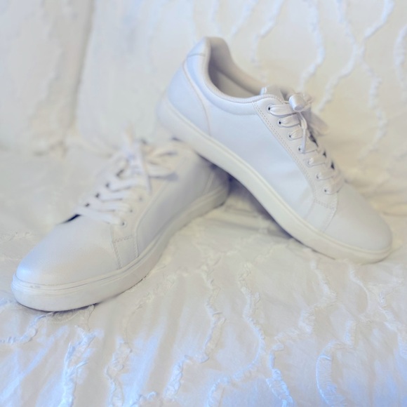 Used/Great Condition - Picture 1 of 3